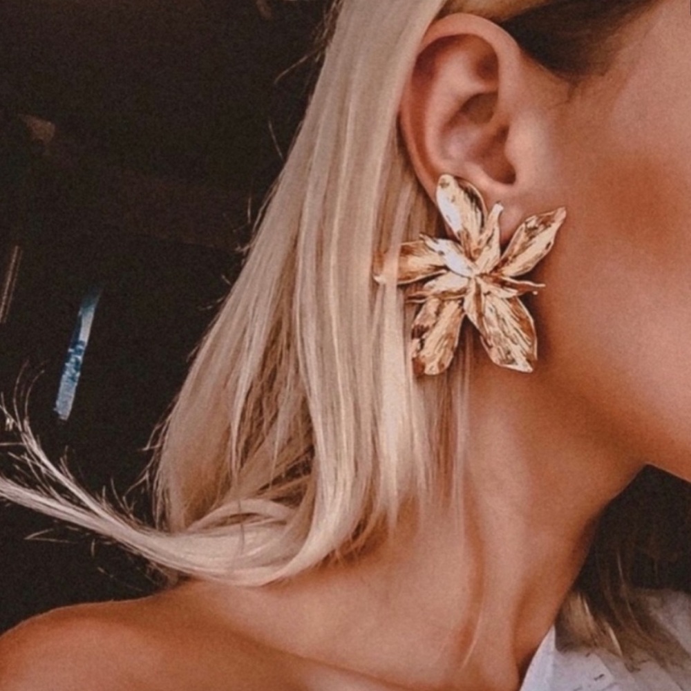 Anthropologie Gold Floral Earrings